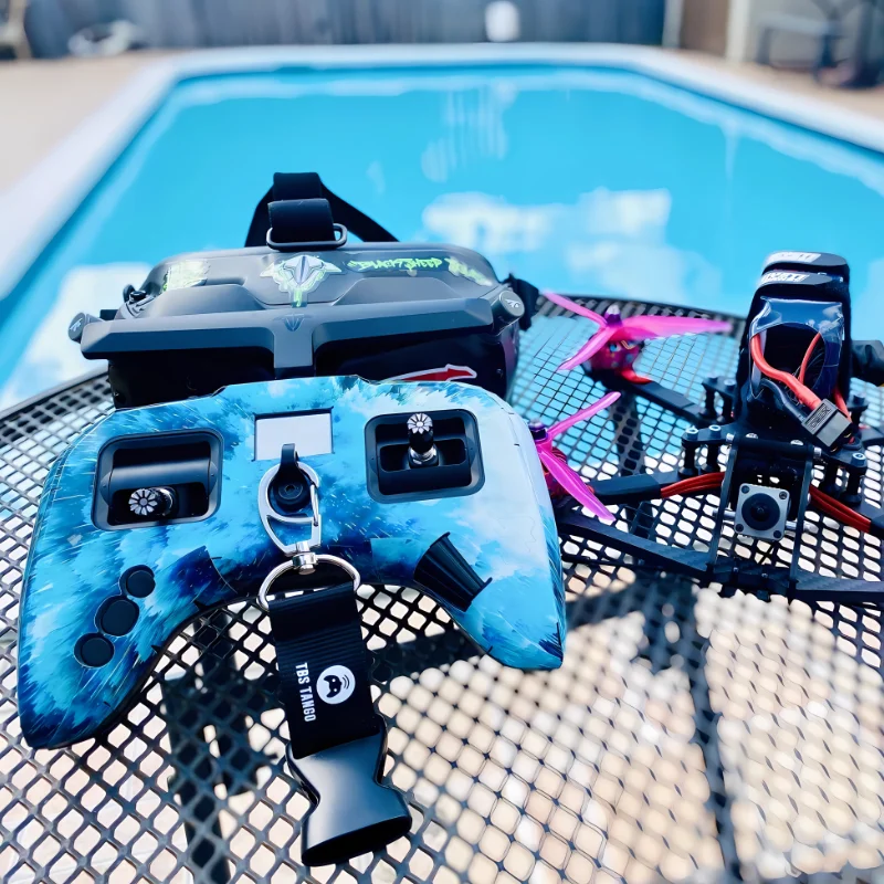 TBS Tango nadajnik pasek na sz – Drone Rc Team recenzja i cena