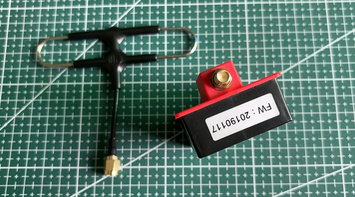 FrSky R9M ACCST 900MHz zakres  – Frsky Receiver Module recenzja i cena